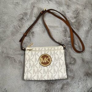 Michael Kors crossbody